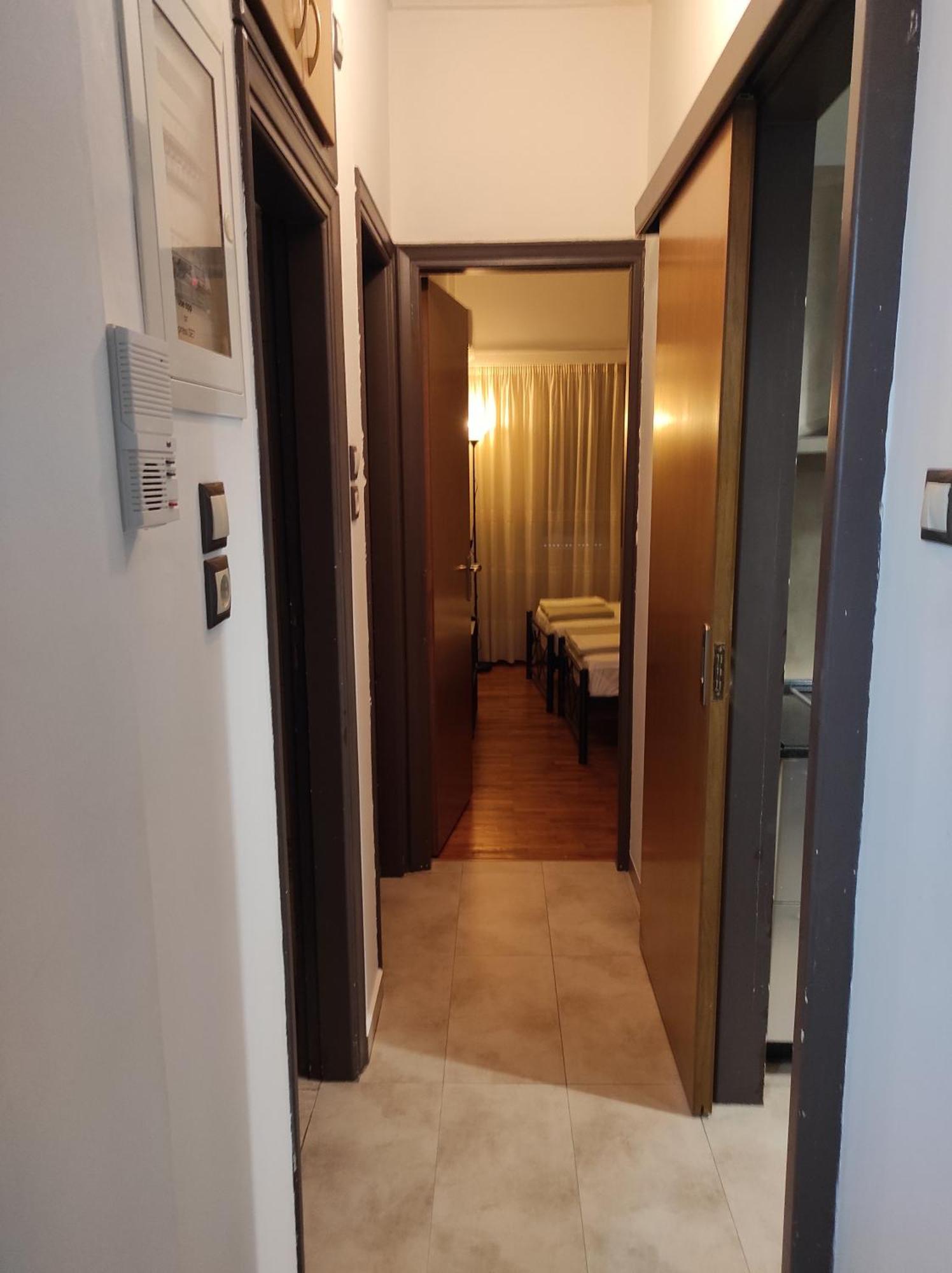 Cosy Apartment On Dragon Street Афіни Екстер'єр фото